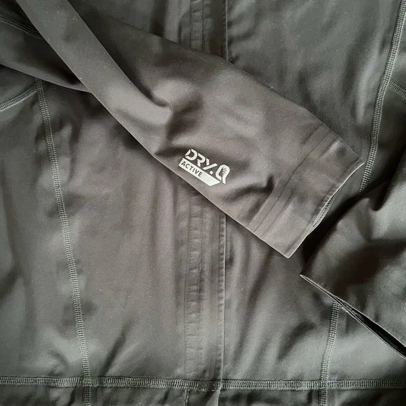 Mountain Hardwear Dry. Q Active jacket size small women - Picture 6 of 12